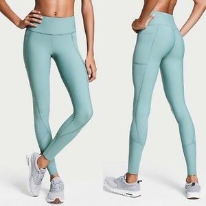 Total Knockout by Victoria Sport High-rise Tight